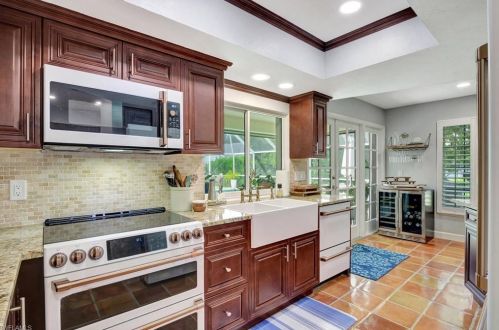 7541 Cordoba Cir, Naples FL 34109-7119 exterior