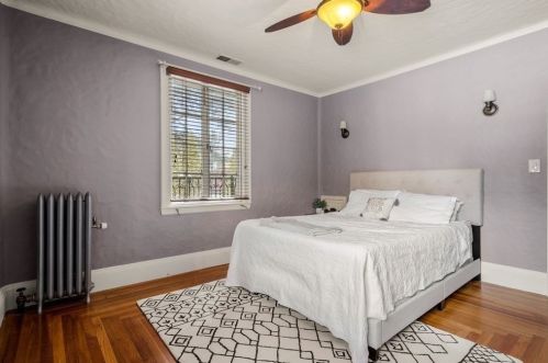 4 Kensington Rd, Worcester MA 01602-1814 exterior