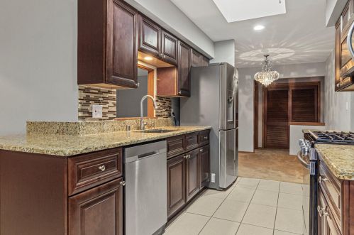 9826 Langlade St, Milwaukee WI 53225-1014 exterior