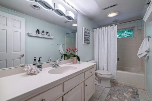 3538 Kim Ct, Atlanta GA exterior