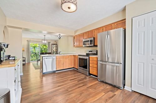 224 Mnr Vw Dr, Manor PA 15665-9734 exterior