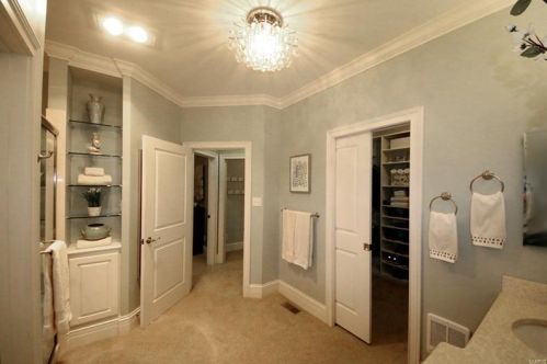 1051 Barberry Ln, Saint Louis MO 63122-5113 exterior