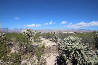 10325 Glenn St, Tucson, AZ 85749-9542