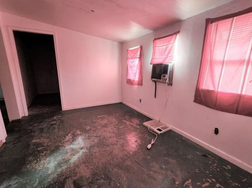 10261 Imperial Dr, Saint Louis MO 63136-3212 exterior