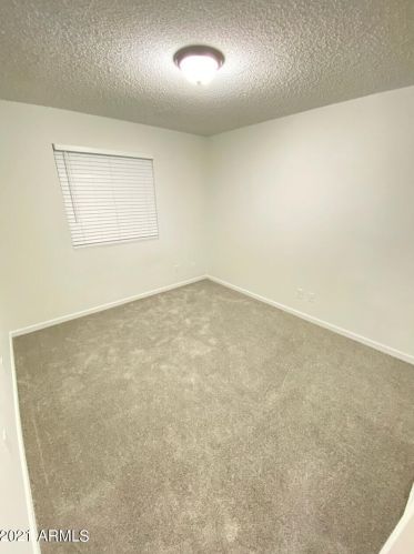 2327 56 Dr, Phoenix AZ 85031-2523 exterior