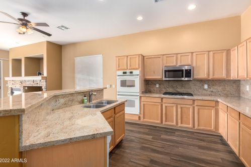 4433 Cottontail Rd, Phoenix AZ  85086-1447 exterior