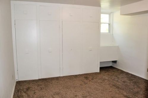 2331 Marbury Rd, Pittsburgh PA 15221-3670 exterior