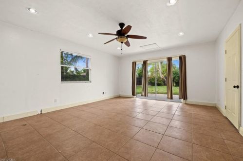 238 Willowick Dr, Naples FL 34110-1342 exterior