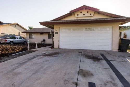 1631 Astoria Pl, Oxnard CA  93030-3114 exterior