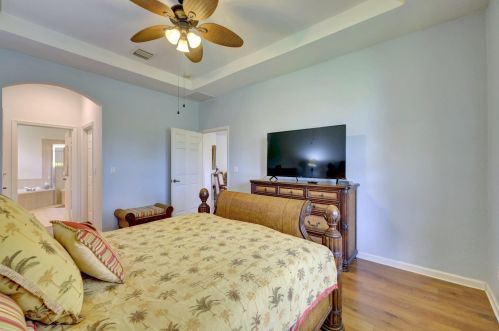 1839 Jamesport Dr, Fort Pierce FL 34953-4599 exterior