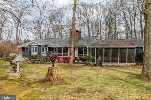 41 Manning Ln, Trenton NJ  08648-1018 exterior