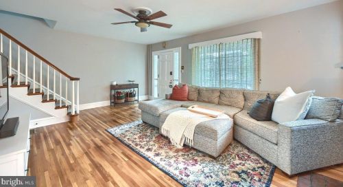 746 New Holland Ave, Lancaster PA 17602-2137 exterior