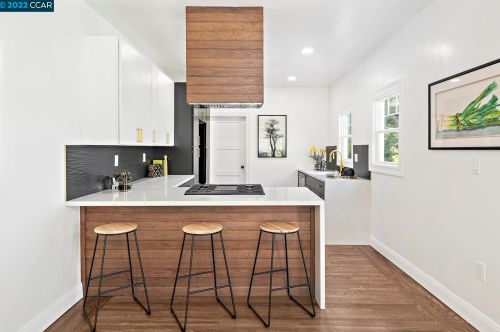 612 Stannage, Berkeley CA 94706-1640 exterior