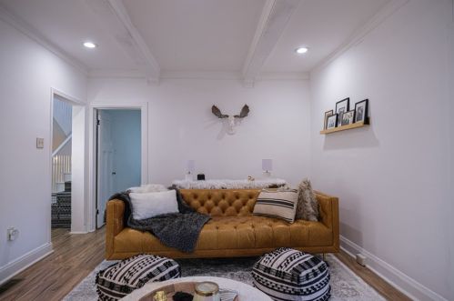 9116 Frankstown Rd, Pittsburgh PA  15235-1433 exterior