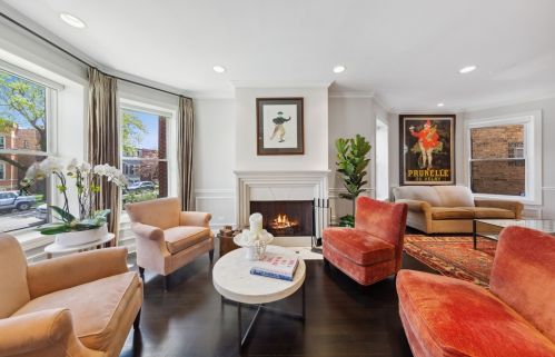 3524 Oakley Ave, Chicago IL 60609-1062 exterior