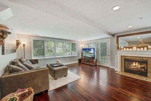 1 Riverview Blvd, Methuen MA  01844-6026 exterior