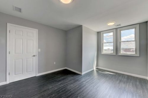 23 Barbour St, Paterson NJ 07508-1230 exterior