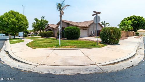 1273 San Carlos Pl, Chandler AZ  85248-5533 exterior