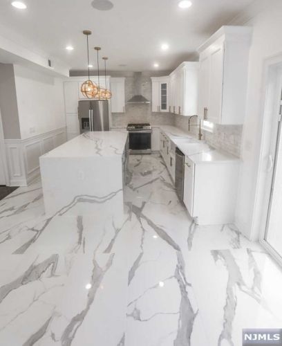 83 Columbia St, Wood-Ridge NJ  07075-2403 exterior