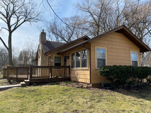 554 Fremont St, Bull Valley IL 60098-3905 exterior