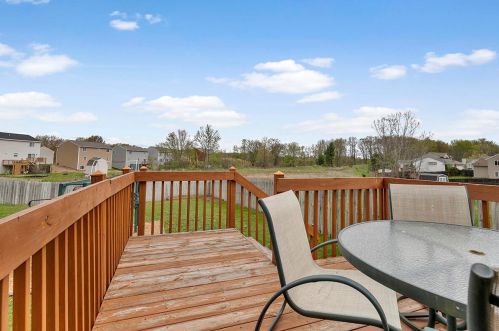 285 Settlers Pass, Cedar Springs MI 49319-8132 exterior