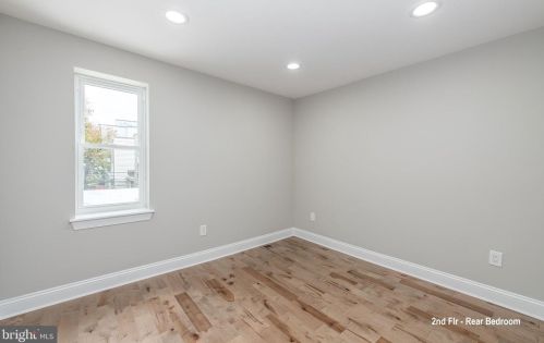 1621 10th St, Philadelphia PA 19148-1132 exterior