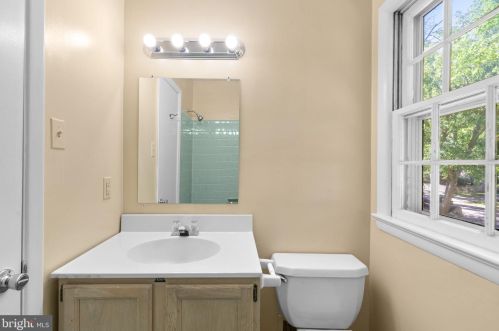 13105 Hathaway Dr, Silver Spring MD 20906-3727 exterior