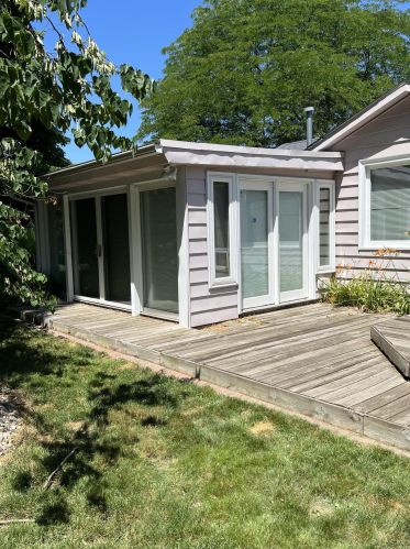 304 Espanola Ave, Kalamazoo MI  49004-1104 exterior