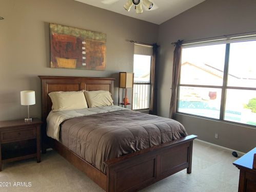 20039 21, Phoenix AZ 85024-1212 exterior