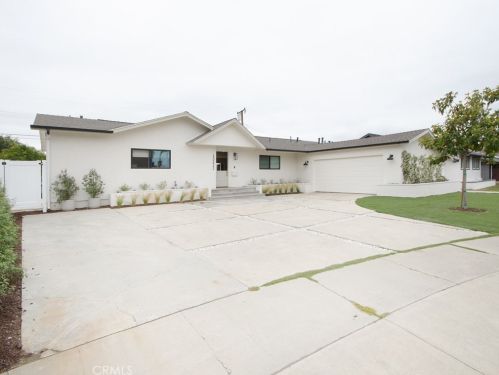 13321 Bubbling Well Rd, Tustin CA  92780-3915 exterior