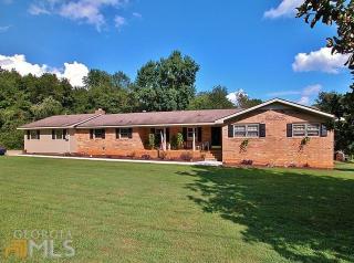 2953 Old Oakwood Rd, Gainesville, GA 30504-5857