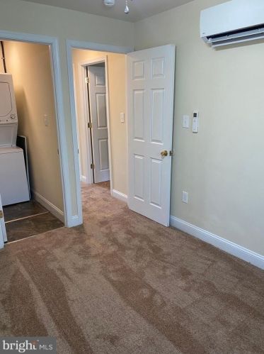 5306 Glenloch St, Philadelphia PA 19135-2718 exterior