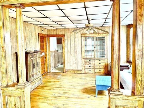 29 Cp St, Worcester MA 01603-2806 exterior