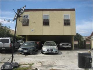 1911 Carmona Ave, Los Angeles CA  90016-1158 exterior