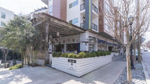 1558 Marona St, Atlanta GA 30307-2833 exterior