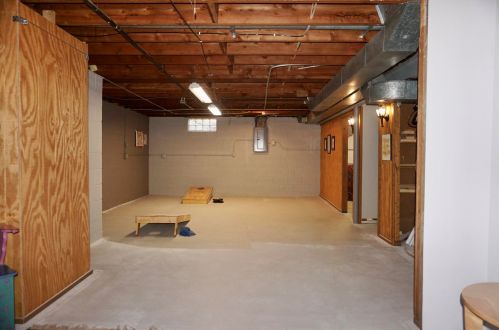 3773 68th St, Milwaukee WI  53220-1828 exterior