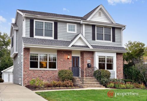 340 Hillside Ave, Elmhurst IL  60126-4955 exterior