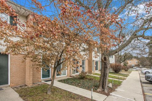 3411 Kenbrooke Ct, Kalamazoo, MI 49006-5434