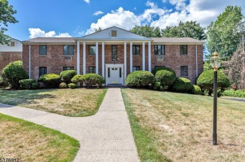 92- Troy Dr, Springfield, NJ 07081-2046