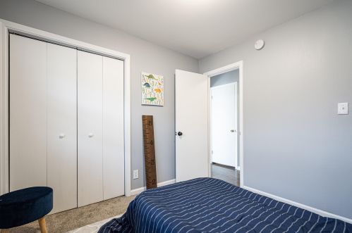 5177 45, Milwaukee WI 53208-3604 exterior