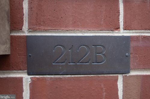 212 24th St, Philadelphia PA 19103-5554 exterior