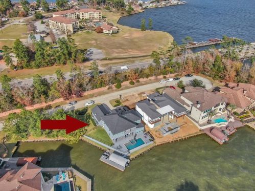 194 Bentwater Bay Dr, Montgomery TX 77356-4651 exterior