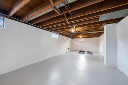 133 Espanola Ave, Kalamazoo MI  49004-1101 exterior