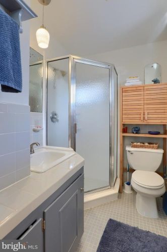 306 Blf Vw Dr, Lancaster PA 17601-4136 exterior