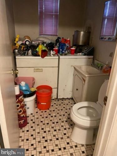 4946 Just St, Washington DC 20019-4871 exterior