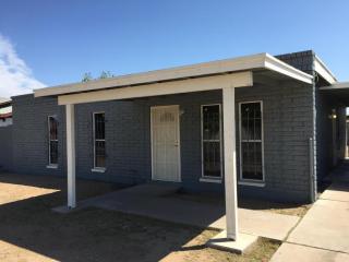 6839 17 Dr, Phoenix AZ  85045-1793 exterior