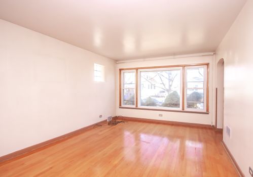 5618 Ozark Ave, Chicago, IL 60631-3316