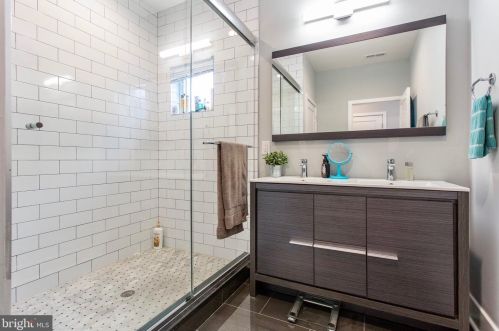 1500 26 St, Philadelphia PA 19121-4602 exterior