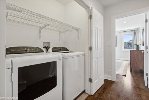 2425 Pensacola Ave, Chicago IL  60618-1607 exterior