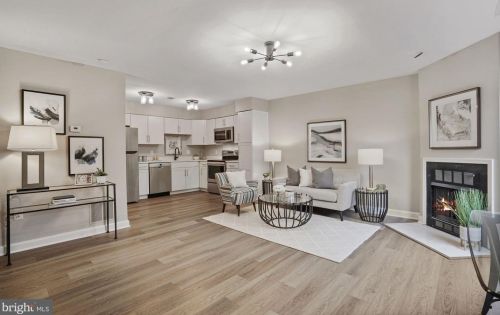 4106 11th Pl, Arlington, VA 22201-4690